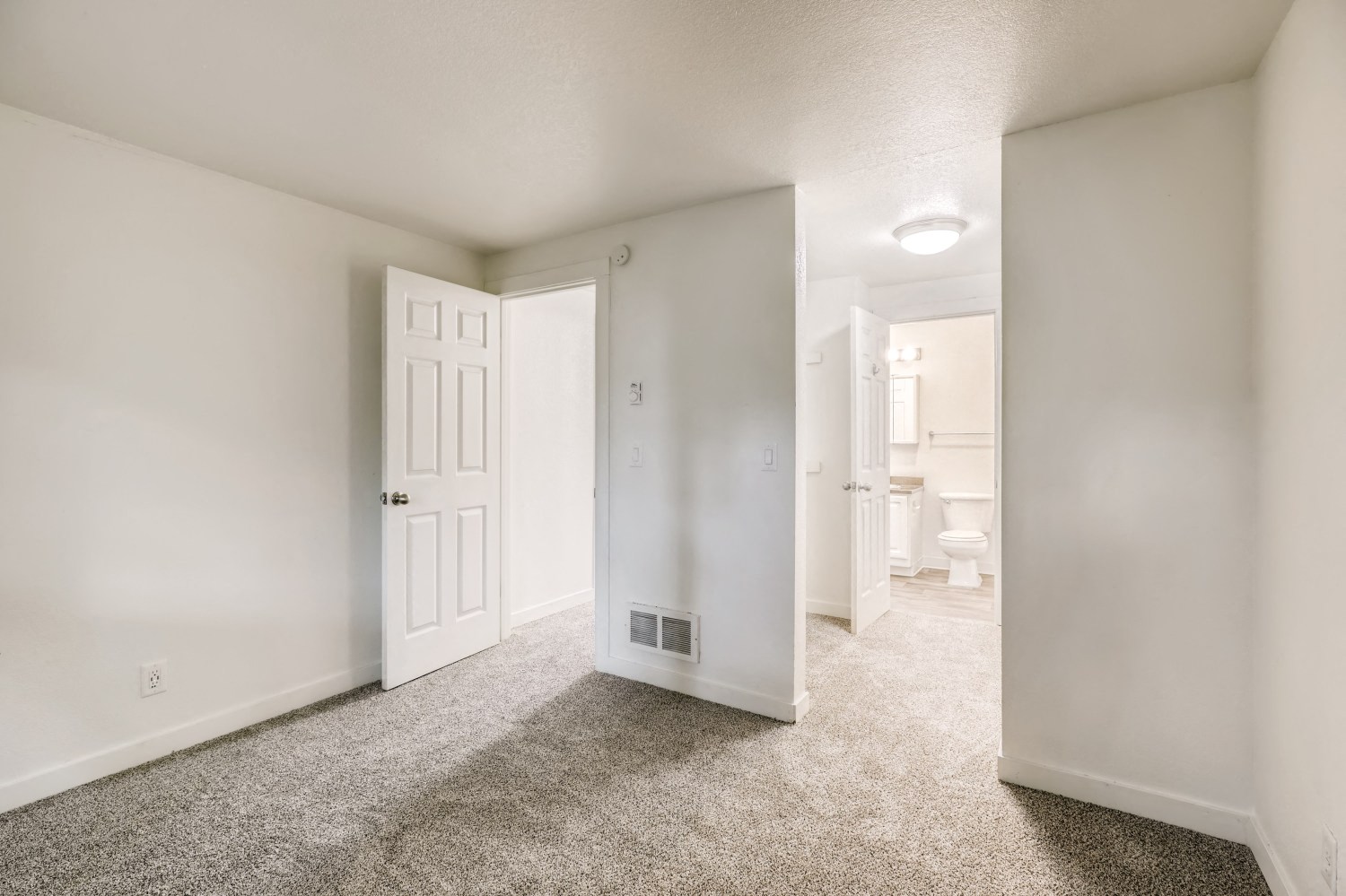 Courtyard At South Station